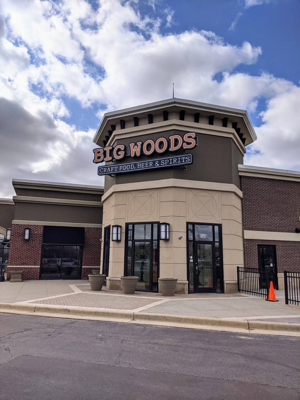 Big Woods Hazel Dell | restaurant | 14741 Hazel Dell Crossing Suite 1000, Noblesville, IN 46062, USA | 3175644231 OR +1 317-564-4231