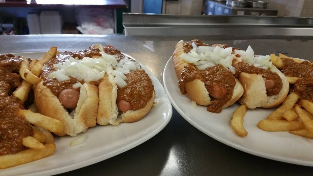 Cols Family Restaurant | restaurant | 2600 W 14 Mile Rd, Royal Oak, MI 48073, USA | 2484358130 OR +1 248-435-8130