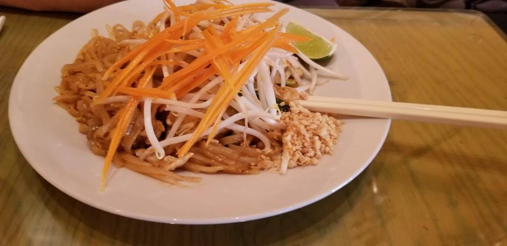 Maleess Thai Kitchen | restaurant | 15902 Boones Ferry Rd, Lake Oswego, OR 97035, USA | 5036364384 OR +1 503-636-4384