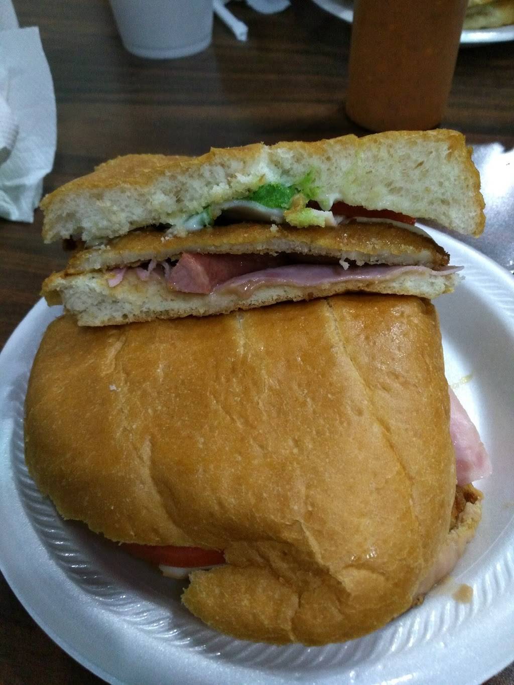 Tortas La Hechizera | restaurant | 13531 Montfort Dr #127, Dallas, TX 75240, USA | 9729808021 OR +1 972-980-8021