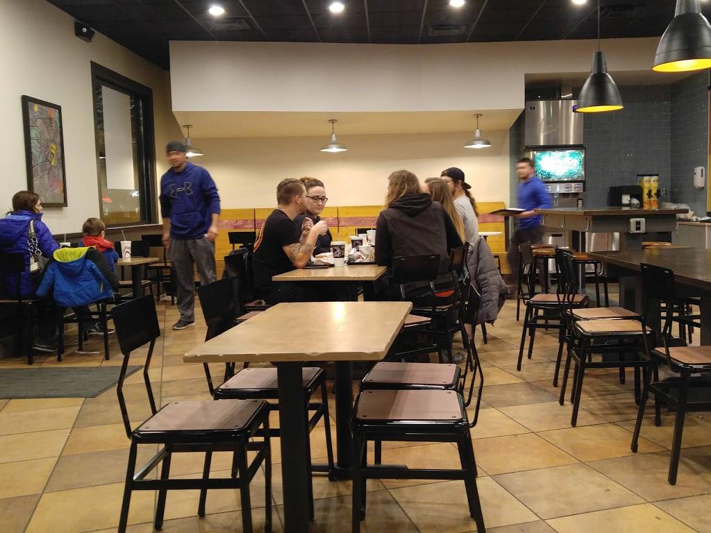 Taco Bell | meal takeaway | 2201 S Madison St, Muncie, IN 47302, USA | 7652845113 OR +1 765-284-5113