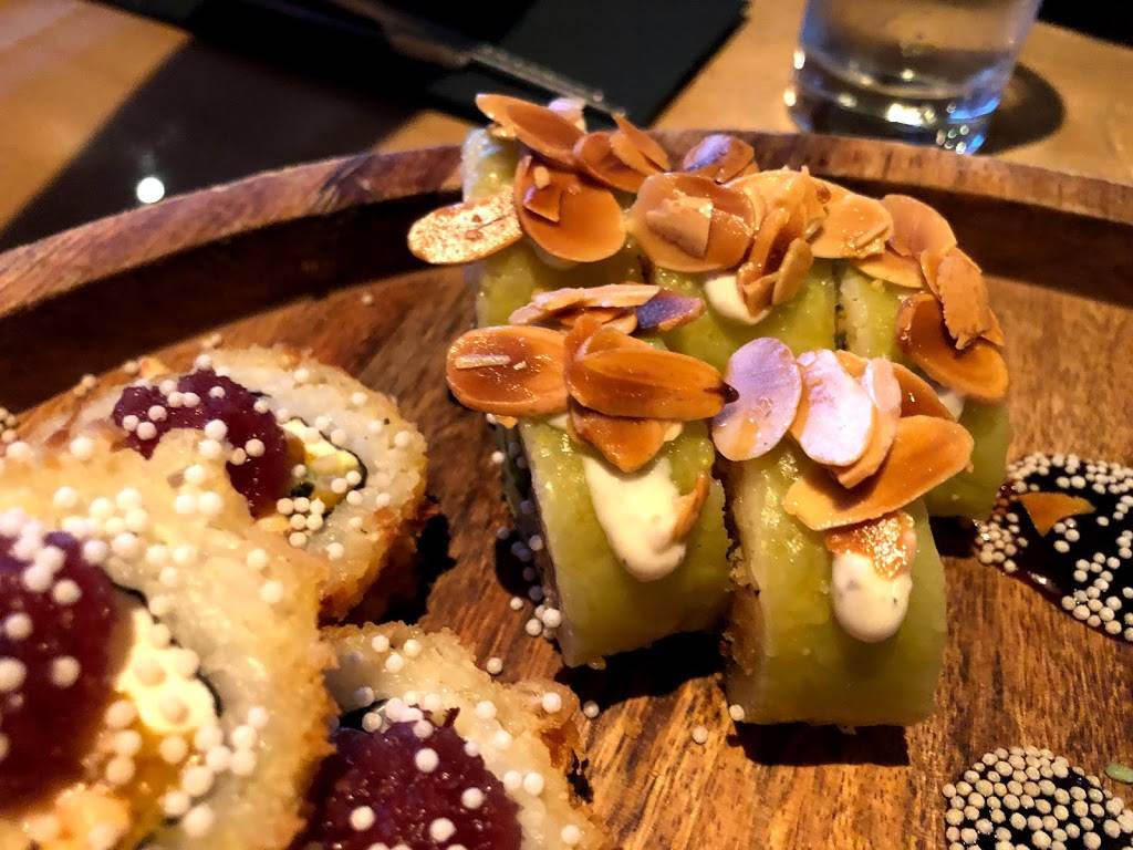 Sushi Taxi | restaurant | 1001 Rte de lÉglise, Québec, QC G1V 3V7, Canada | 4186537775 OR +1 418-653-7775