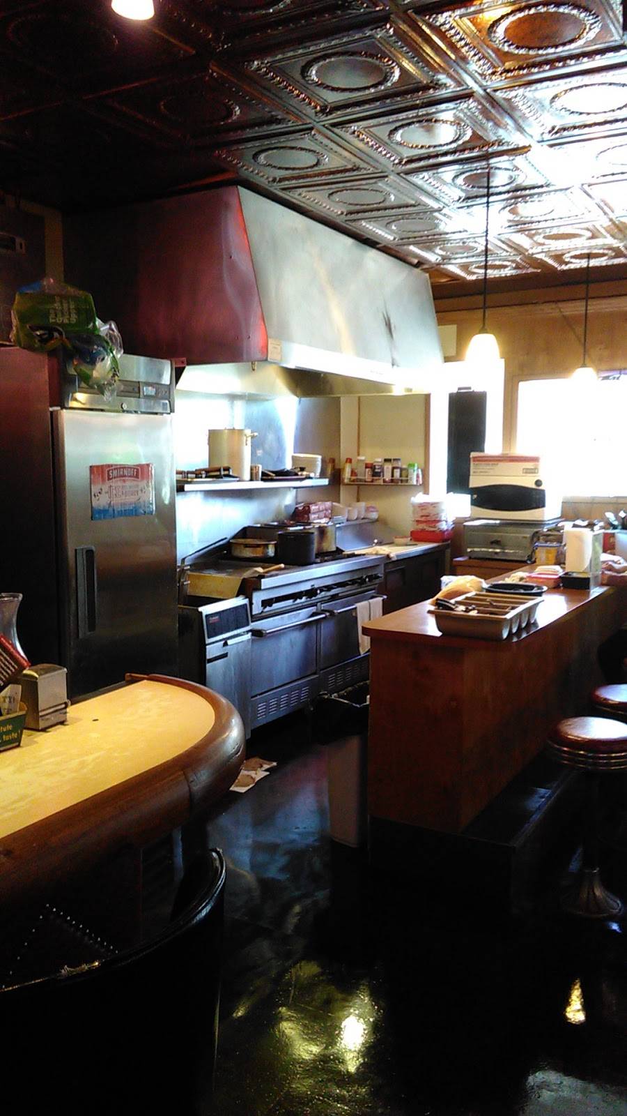 West Central Bar | restaurant | 1219 Central Ave, Nebraska City, NE 68410, USA | 4028739926 OR +1 402-873-9926