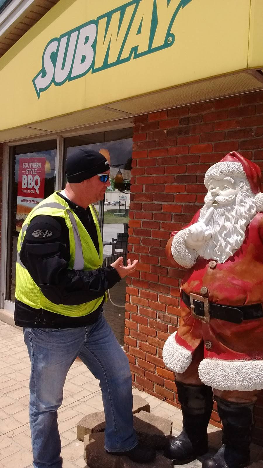 Subway | restaurant | 20 W Christmas Blvd, Santa Claus, IN 47579, USA | 8129372728 OR +1 812-937-2728