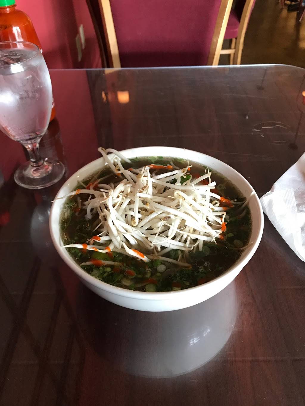 Queen Of Pho | restaurant | Timberlyne Shopping Center, Suite O, 1129 Weaver Dairy Rd, Chapel Hill, NC 27514, USA | 9199038280 OR +1 919-903-8280