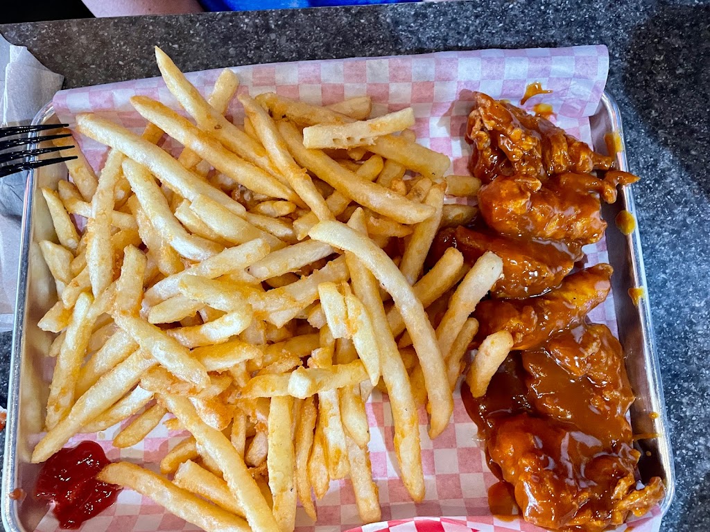 Wing Snob | restaurant | 3400 E Hebron Pkwy Suite 116, Carrollton, TX 75007, USA | 4697079073 OR +1 469-707-9073