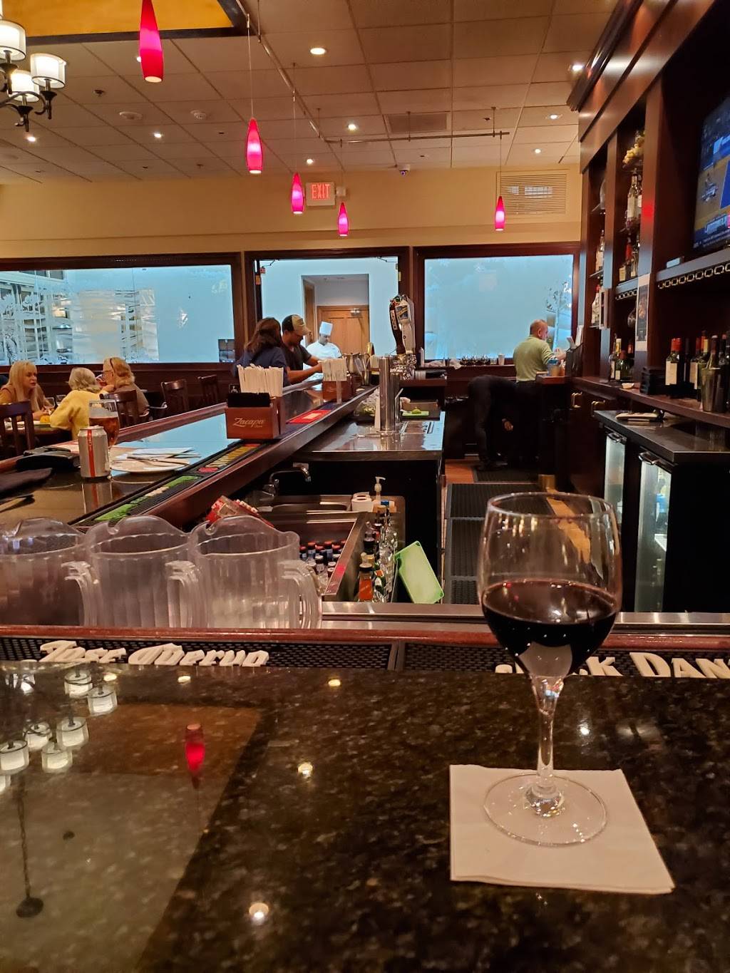 19th Hole Bar and Grill | restaurant | 5001 NW 104th Ave, Doral, FL 33178, USA | 3055918800 OR +1 305-591-8800