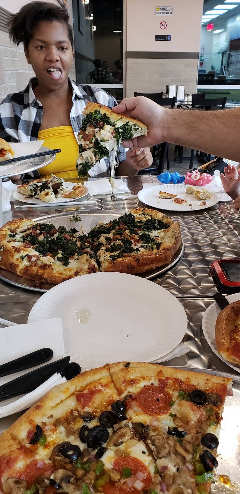 Saruzzos New York Pizzeria | restaurant | 8620 Grand Mission Blvd Ste. G, Richmond, TX 77407, USA | 3462392555 OR +1 346-239-2555