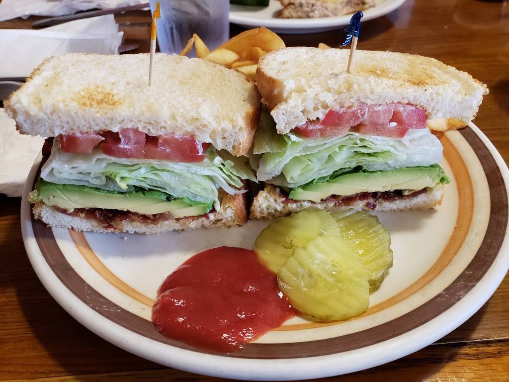 Dick Churchs Restaurant | restaurant | 2698 Newport Blvd, Costa Mesa, CA 92627, USA | 9496467763 OR +1 949-646-7763