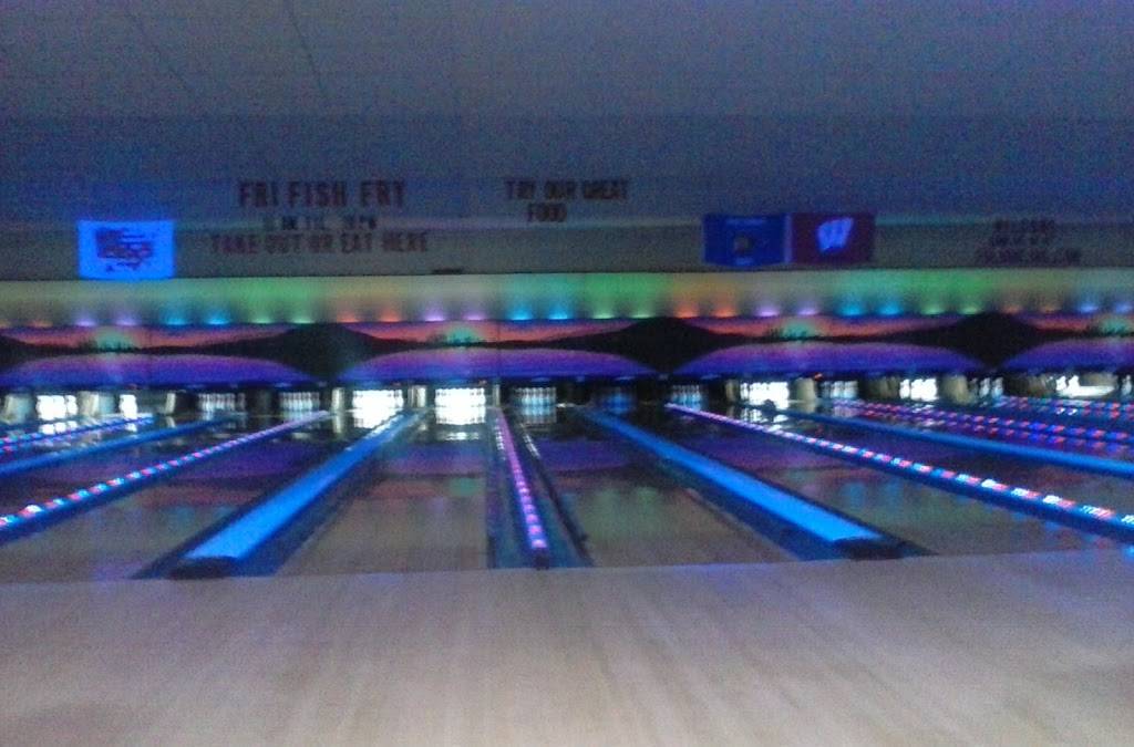 Ledgeview Lanes Inc | restaurant | 170 Prairie Rd, Fond du Lac, WI 54935, USA | 9209231233 OR +1 920-923-1233