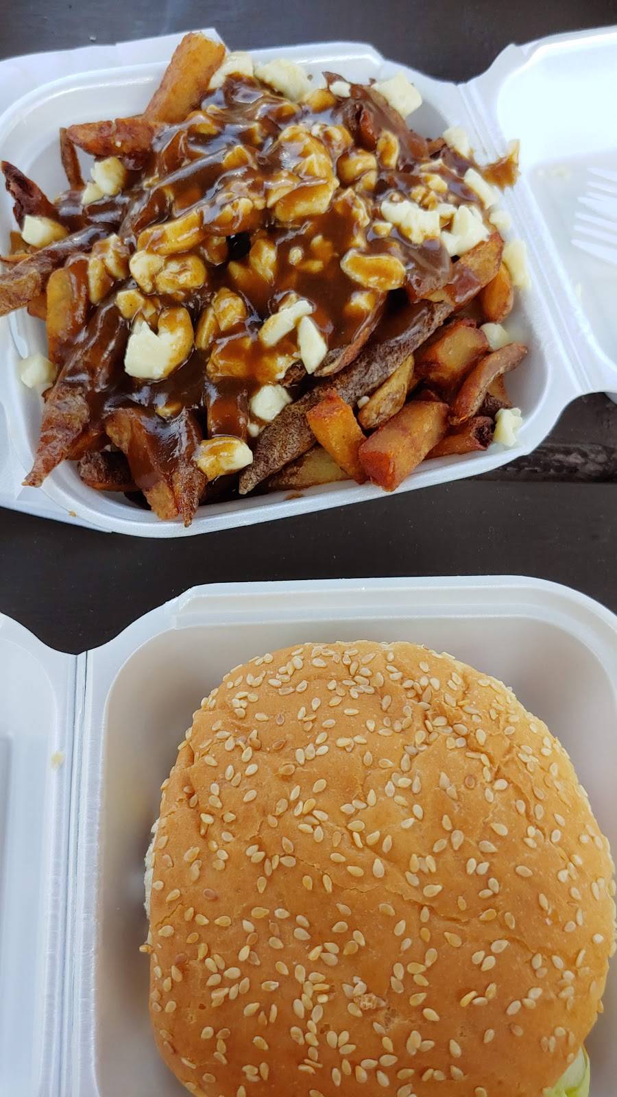 Pollywogs | restaurant | 250 PresquIle Pkwy, Brighton, ON K0K 1H0, Canada | 5196147507 OR +1 519-614-7507