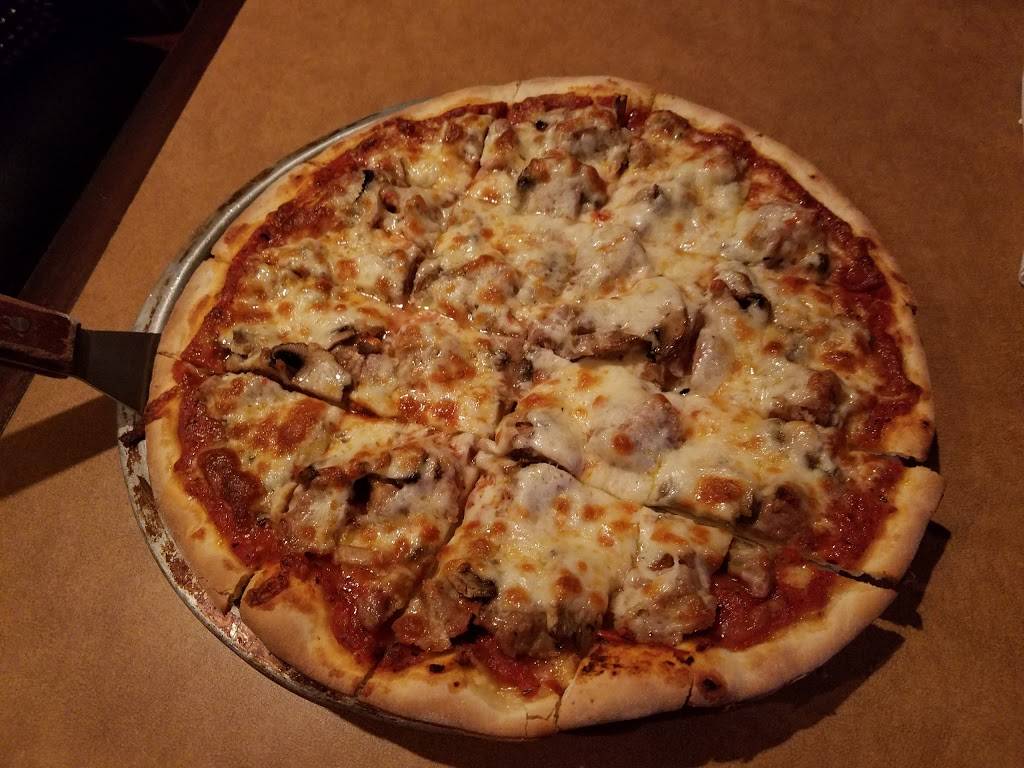 Tree Guys Pizza Pub | restaurant | 101 E Irving Park Rd, Itasca, IL 60143, USA | 6307734990 OR +1 630-773-4990