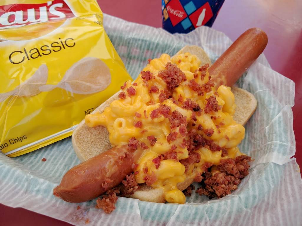 Refreshment Corner | meal takeaway | 4401 Floridian Way, Anaheim, CA 92802, USA | 7147813463 OR +1 714-781-3463