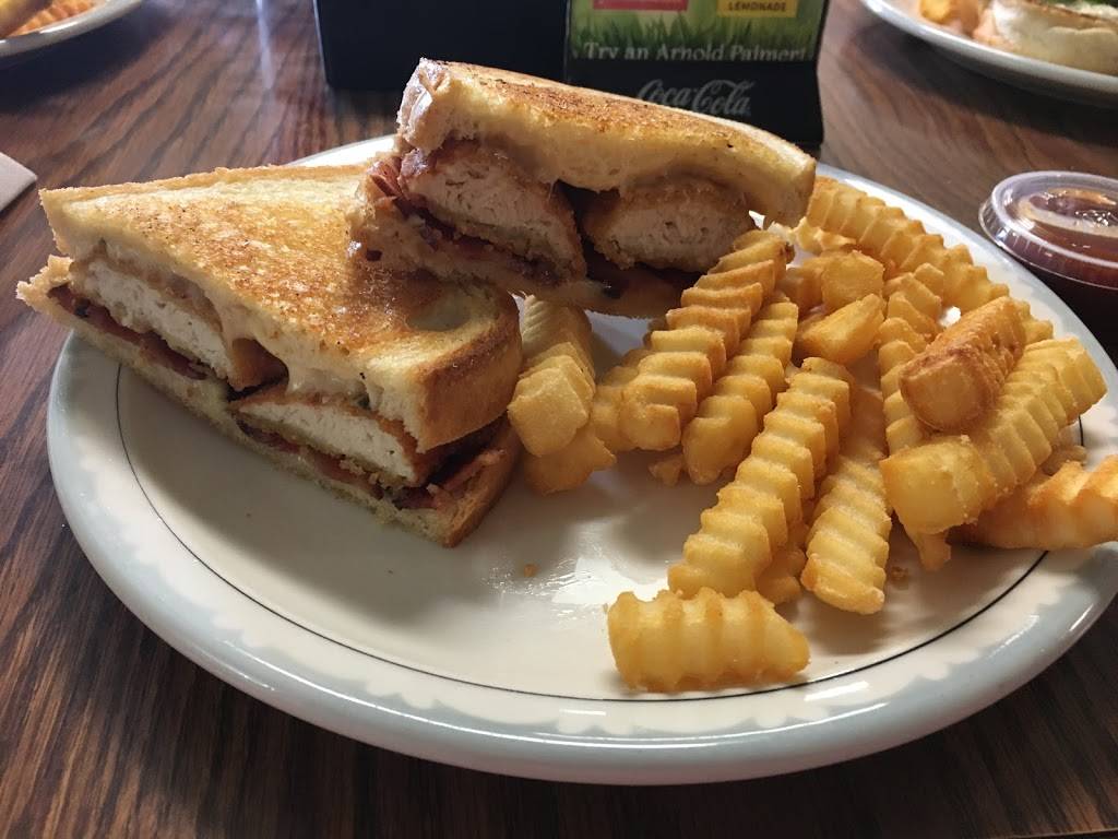 Kathys Place | restaurant | 101 Maple St, Sacred Heart, MN 56285, USA | 3207652229 OR +1 320-765-2229