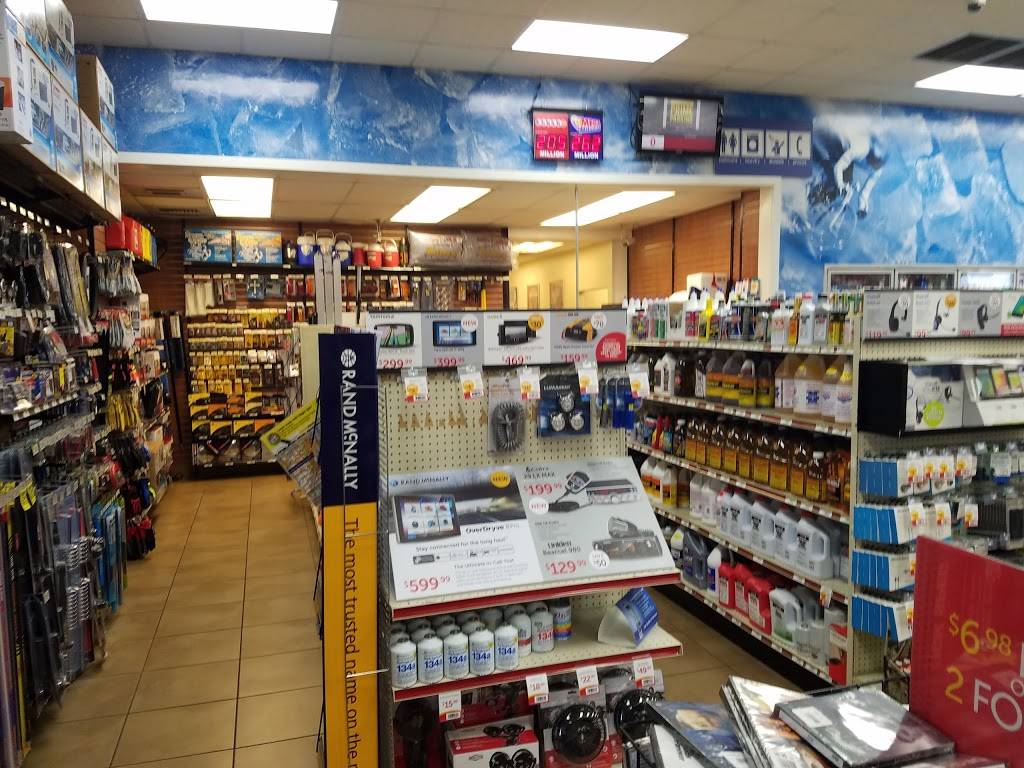 Pilot Travel Center | restaurant | 3500 N Plainview Rd, Walcott, IA 52773, USA | 5632844100 OR +1 563-284-4100