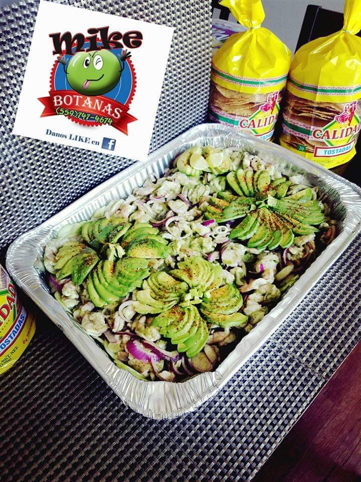 Centro botanero mike botanas | restaurant | 204 S K St, Tulare, CA 93274, USA | 5596319629 OR +1 559-631-9629