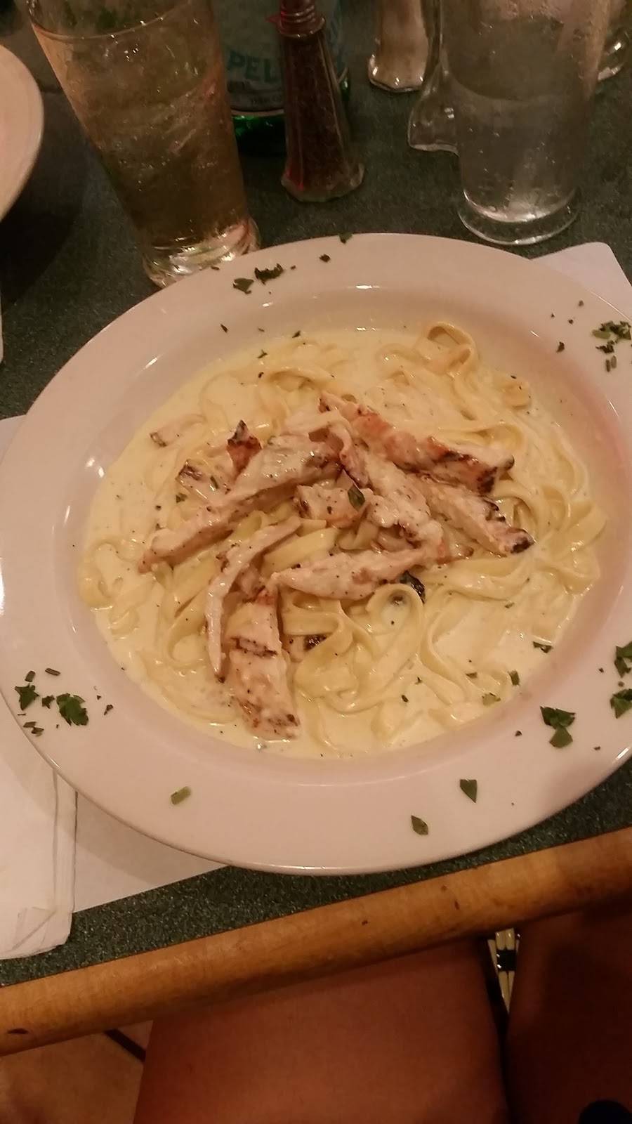 Plum Tomatoes | restaurant | 420 Beach 129th St, Rockaway Park, NY 11694, USA | 7184741775 OR +1 718-474-1775