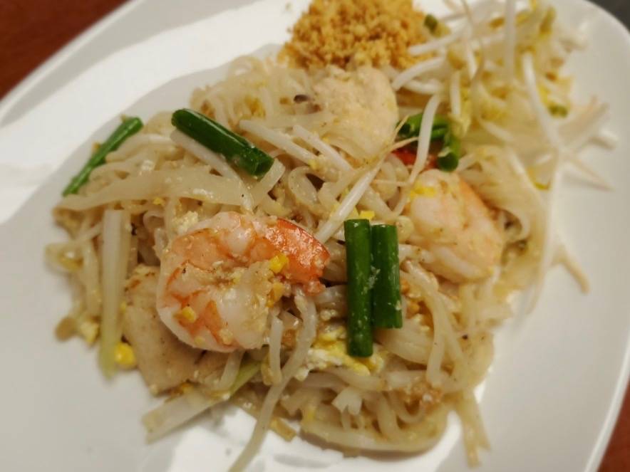 Sri Thai Restaurant 315 York ST unit B West Haven CT 06516 | restaurant | 315 York St, West Haven, CT 06516, USA | 2033905814 OR +1 203-390-5814