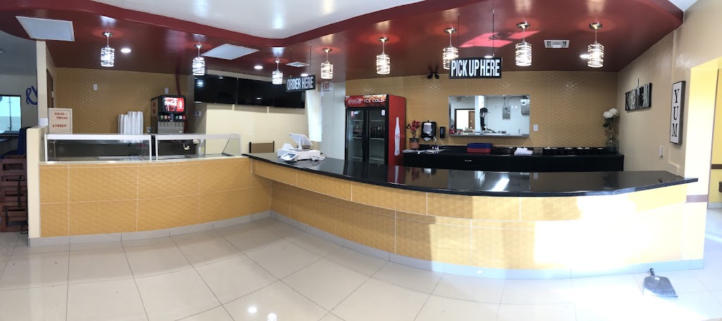 Chuyitos Tacos & Hotdogs #2 | restaurant | 3894 N Oracle Rd, Tucson, AZ 85705, USA | 5203722222 OR +1 520-372-2222