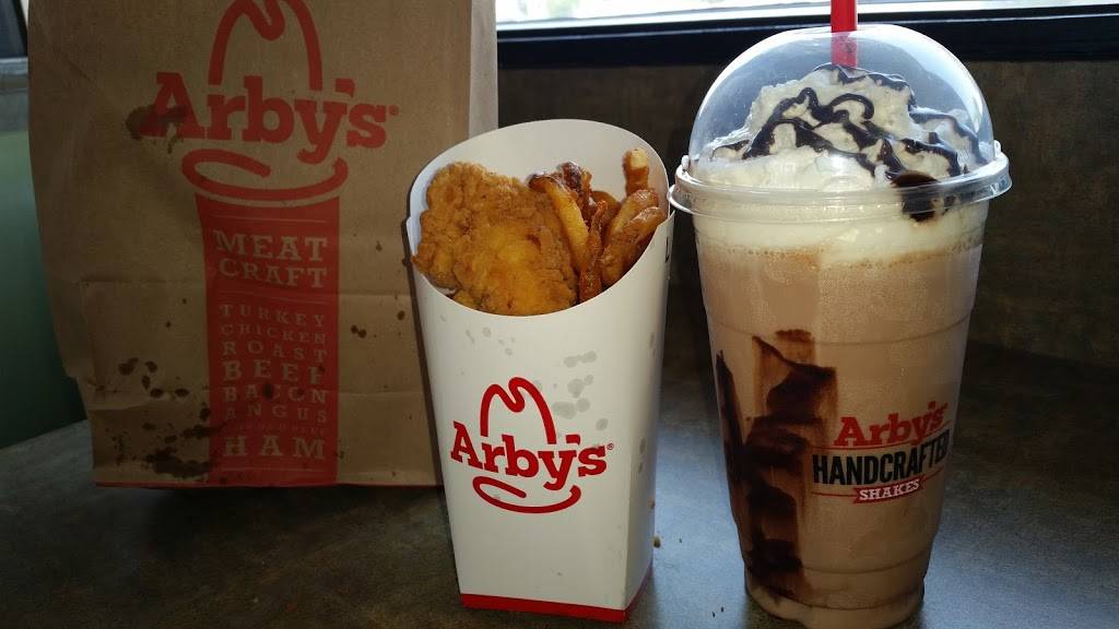 Arbys | meal takeaway | 601 Main St NE, Los Lunas, NM 87031, USA | 5058653256 OR +1 505-865-3256