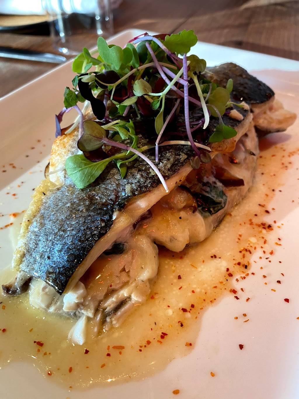 Spanglish NYC | restaurant | 4004 Bell Blvd, Bayside, NY 11361, USA | 7183018270 OR +1 718-301-8270