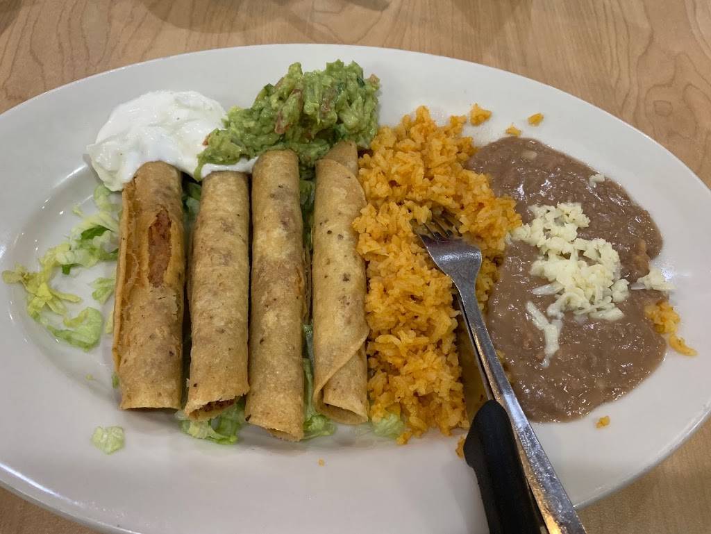 El Tapatio Restaurant | restaurant | 83161 Indio Blvd, Indio, CA 92201, USA | 7603477282 OR +1 760-347-7282