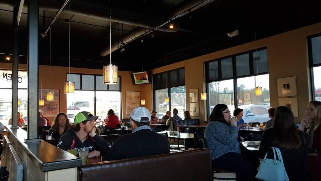 Bistro On The Ridge | restaurant | 914 Southwest Dr, Jonesboro, AR 72401, USA | 8702686780 OR +1 870-268-6780