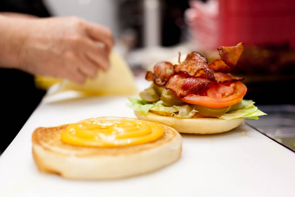 Dairy Queen | restaurant | 202 W 4th St, Cameron, TX 76520, USA | 2546973401 OR +1 254-697-3401