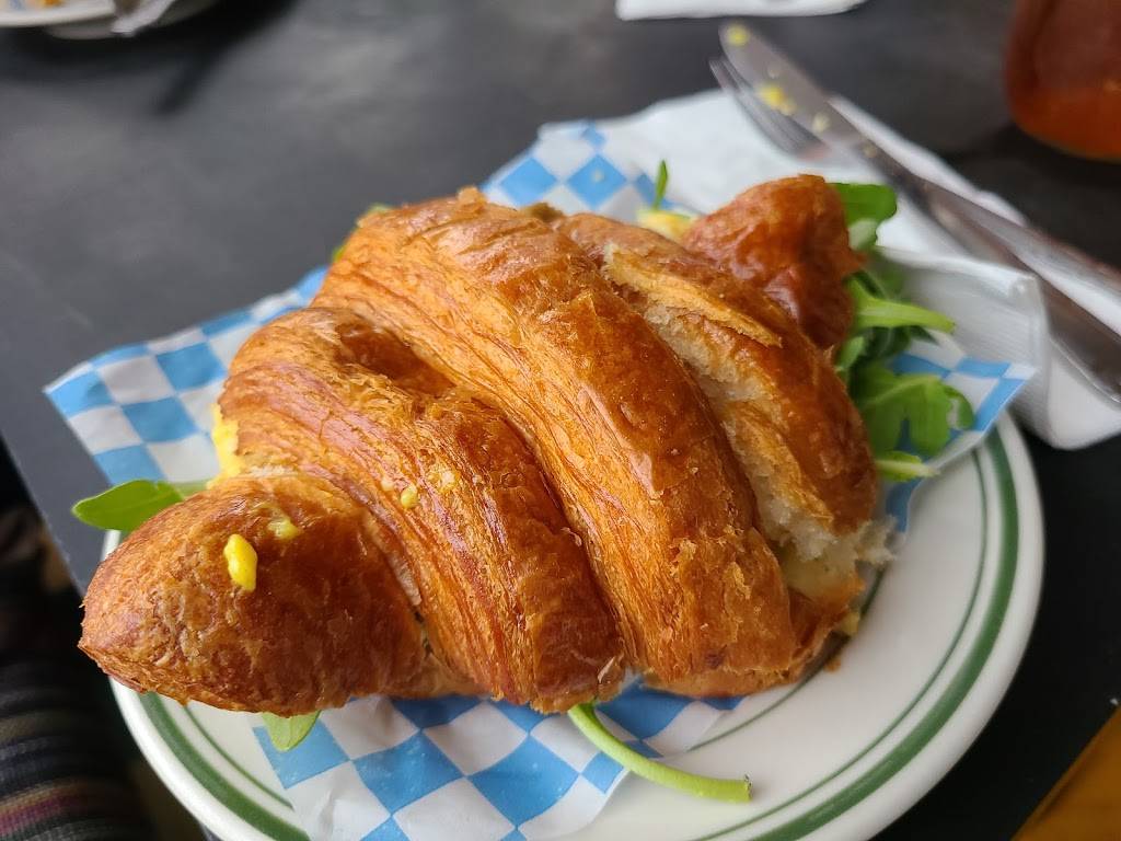 Bebop Waffle Shop | restaurant | 2600 California Ave SW, Seattle, WA 98116, USA | 2063057182 OR +1 206-305-7182