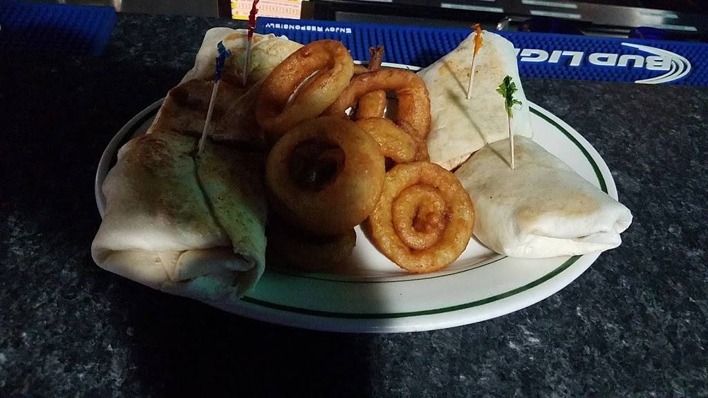 Snickers Bar & Restaurant | restaurant | 9372 W Third St, Dayton, OH 45417, USA | 9378355524 OR +1 937-835-5524