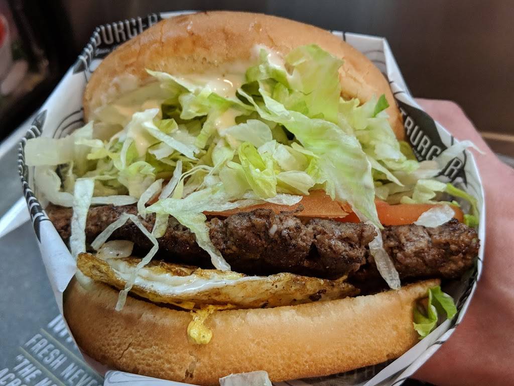 Fatburger | restaurant | 6162 1, 8, Sepulveda Blvd, Van Nuys, CA 91411, USA | 8189892695 OR +1 818-989-2695