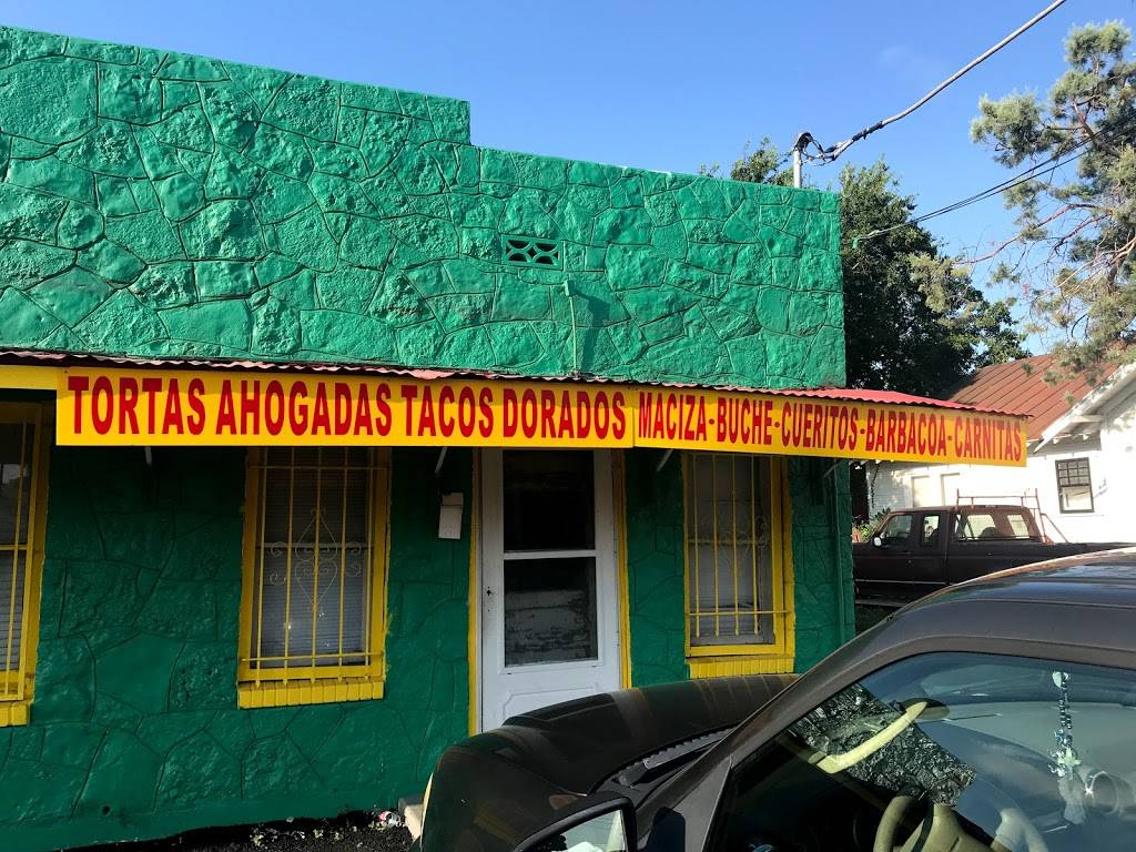 Birotes Tortas Ahogadas | restaurant | 3004 W Martin St, San Antonio, TX 78207, USA | 2103755230 OR +1 210-375-5230