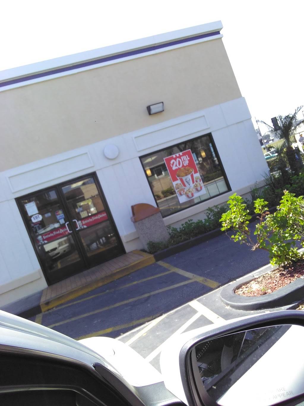 KFC | restaurant | 4001 E Anaheim St, Long Beach, CA 90804, USA | 5624980446 OR +1 562-498-0446