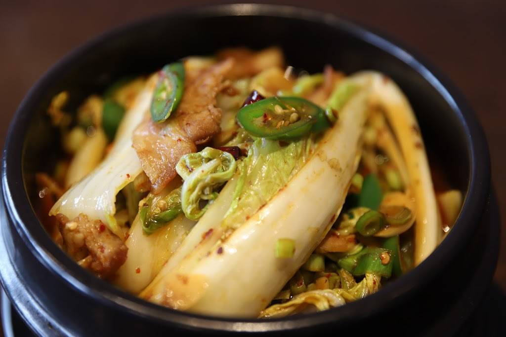 Szechwan JMC | restaurant | 243 W Cermak Rd, Chicago, IL 60616, USA | 3129292212 OR +1 312-929-2212