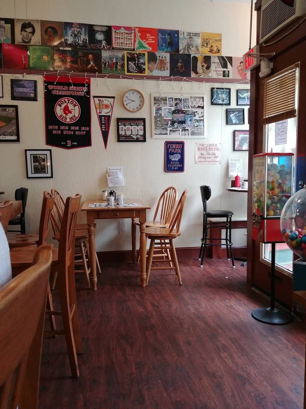 Mackies Restaurant & Country Store | restaurant | 49 N Washington St, North Attleborough, MA 02760, USA | 5086434141 OR +1 508-643-4141