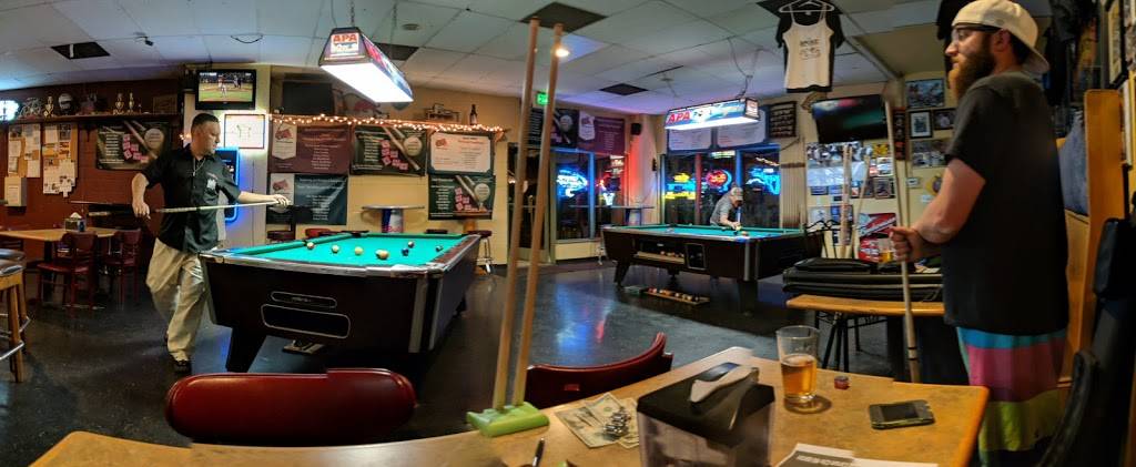 The Spoke Bar & Grill | restaurant | 3198 N Deer Run Rd, Carson City, NV 89701, USA | 7758871117 OR +1 775-887-1117