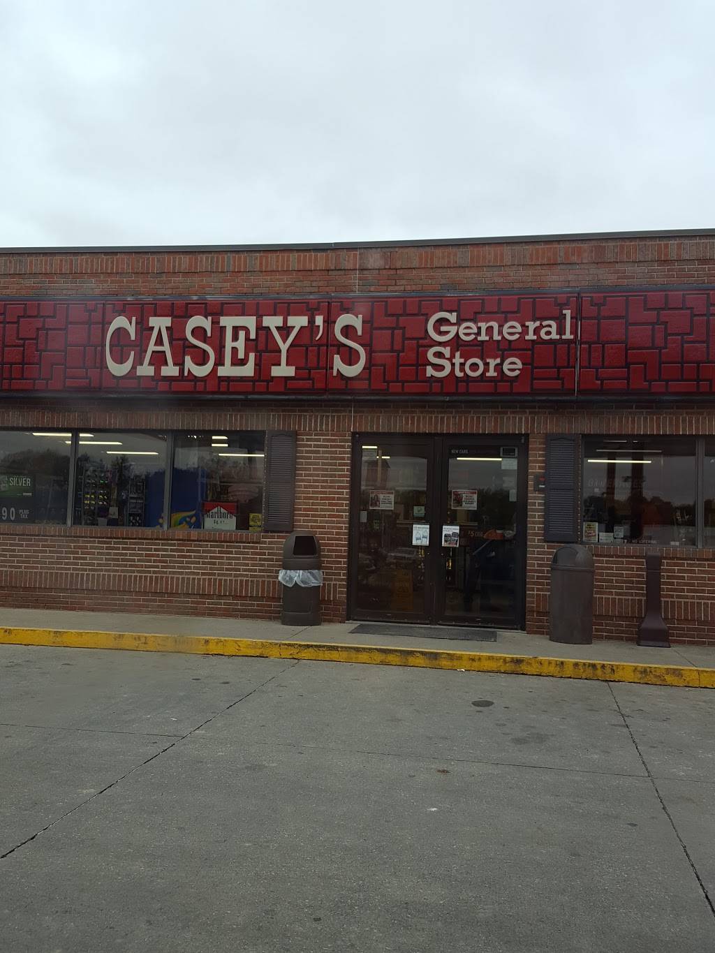 Caseys |  | 1735 Vandalia Rd, Hillsboro, IL 62049, USA | 2175323365 OR +1 217-532-3365