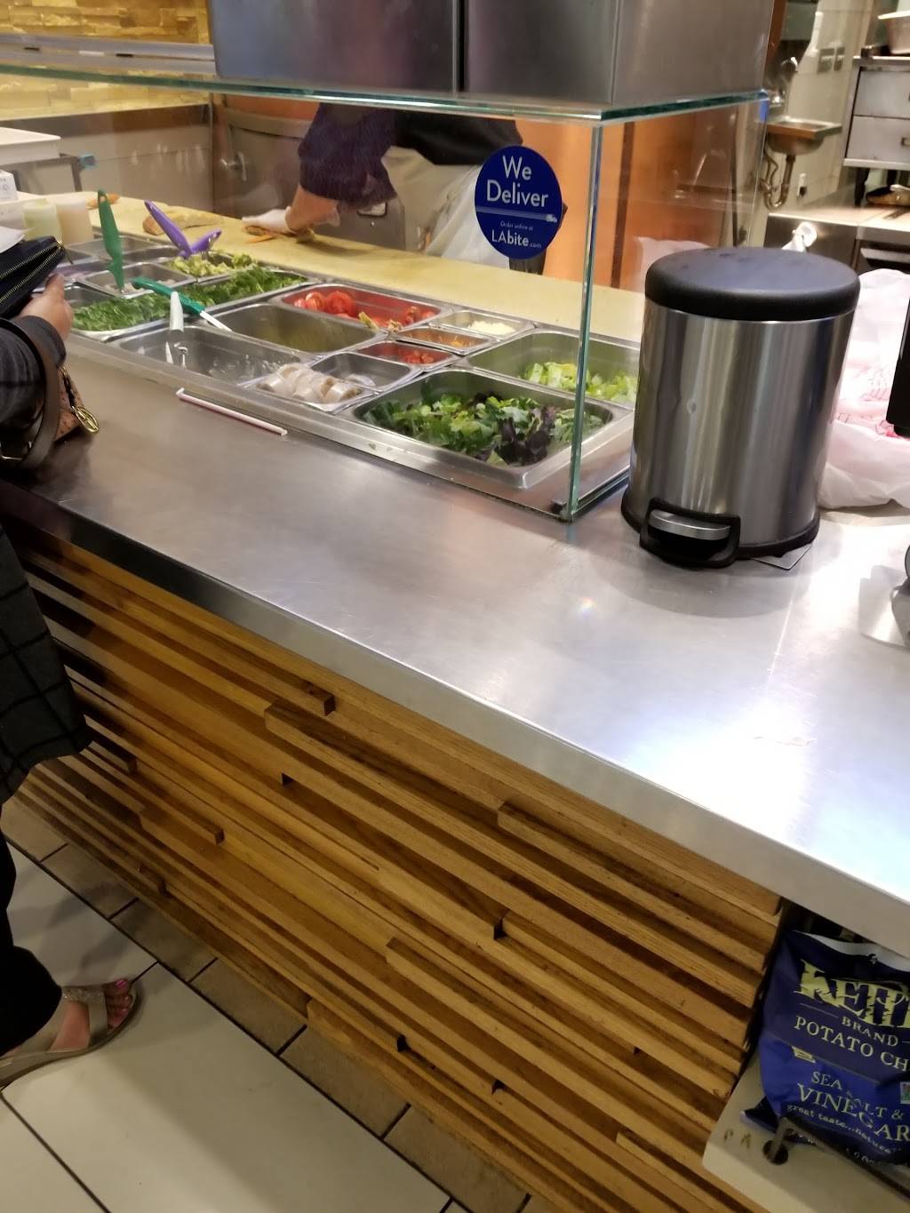 Stone Oven | restaurant | 1136 Galleria Way FC04, Glendale, CA 91210, USA | 8185500312 OR +1 818-550-0312