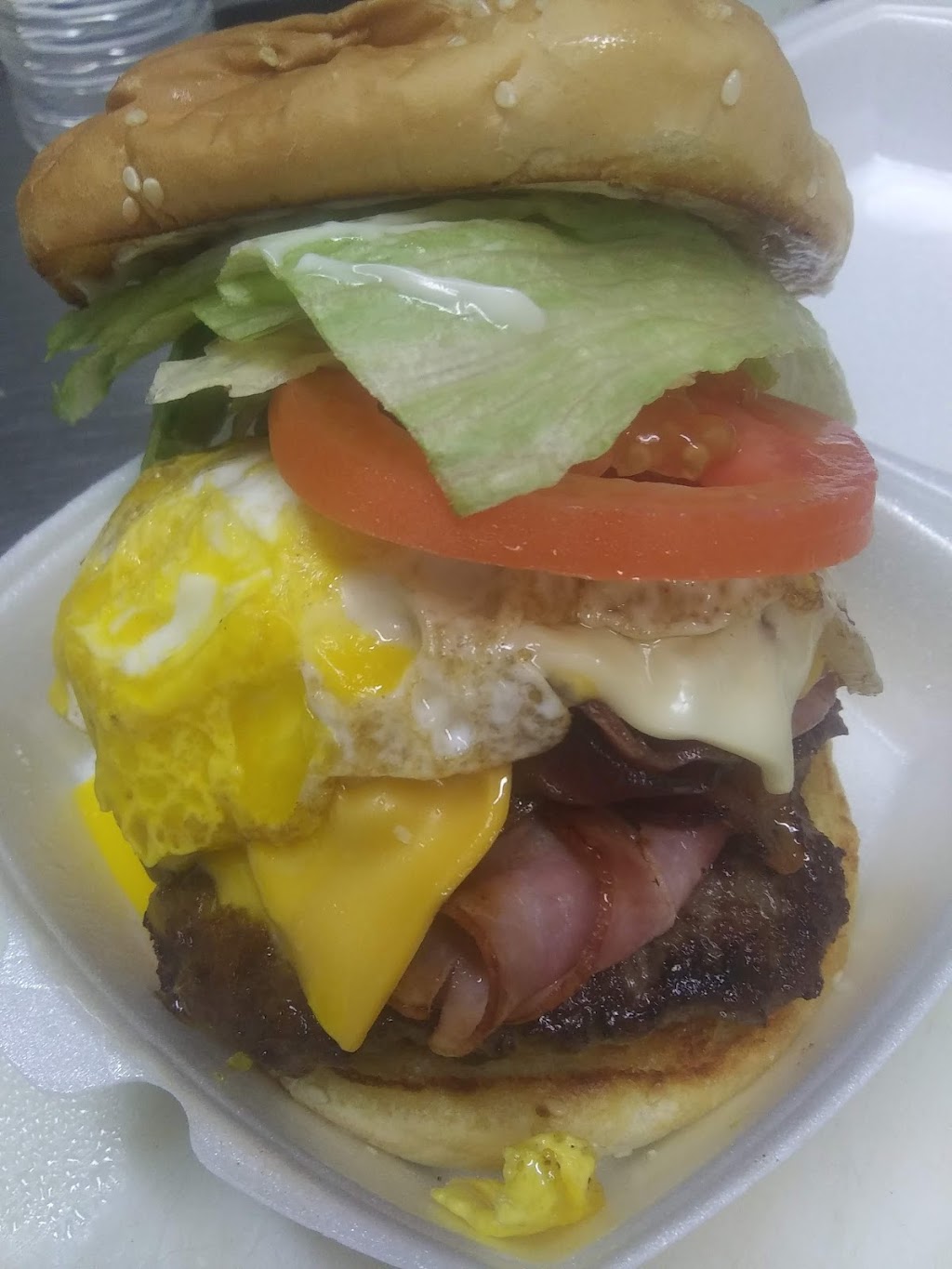 Russs Place | restaurant | 505 Willamette St, Umatilla, OR 97882, USA | 5419222626 OR +1 541-922-2626