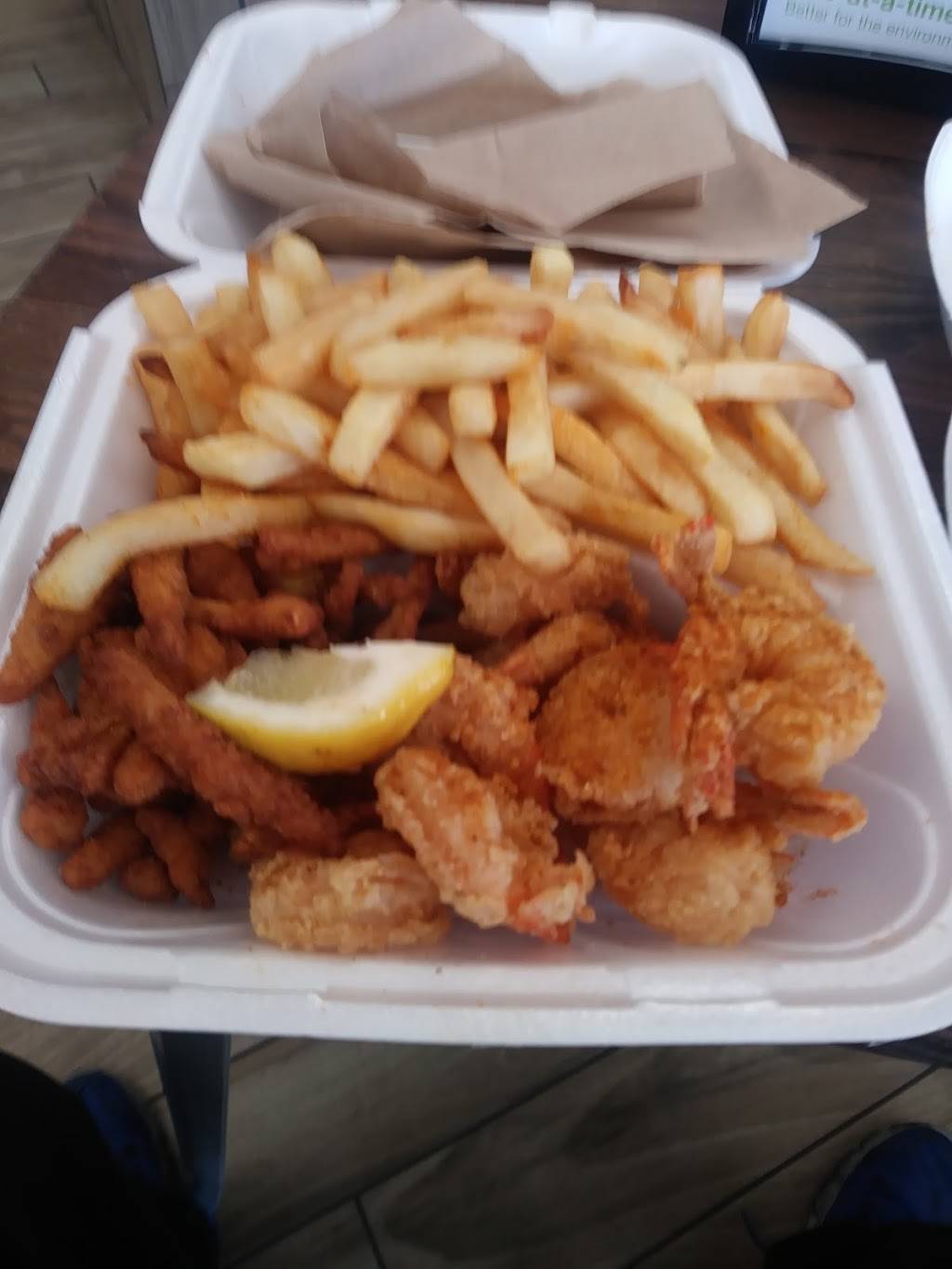 Riverside Express Seafood | restaurant | 130 E Memorial Blvd, Lakeland, FL 33801, USA | 8639402079 OR +1 863-940-2079