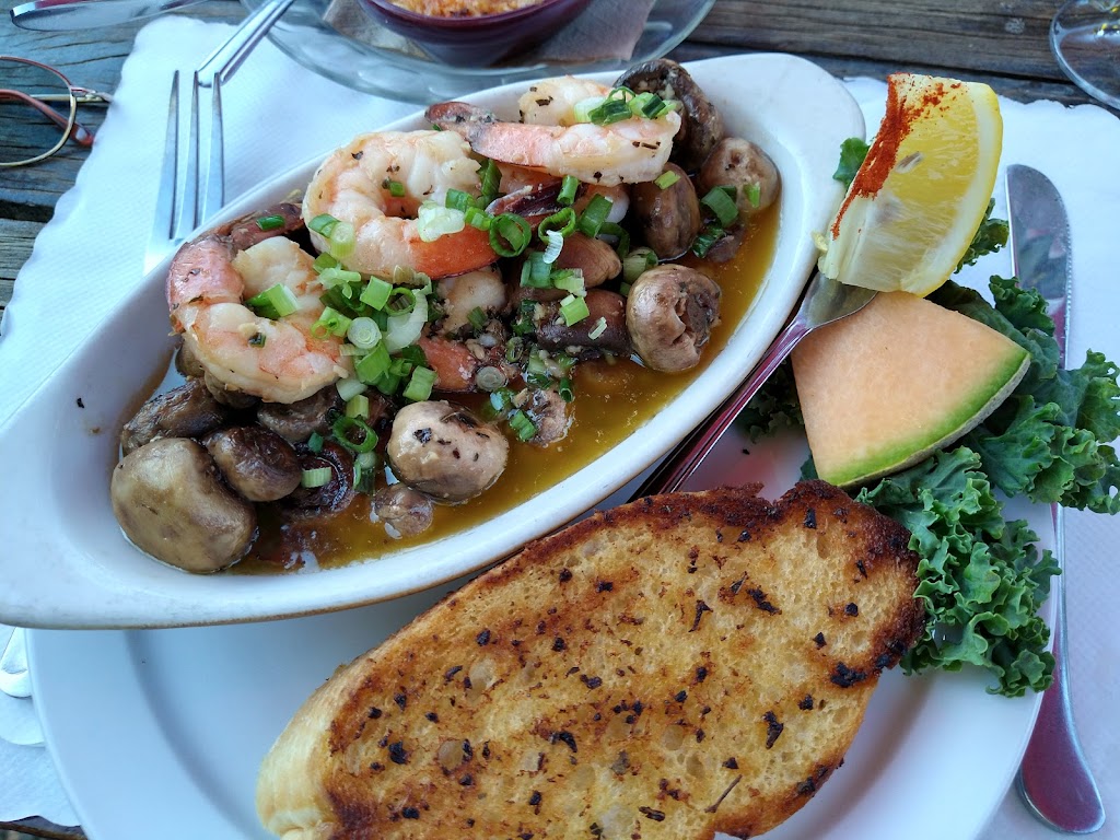 McGrews | restaurant | 33105 Redwood Hwy, OBrien, OR 97534, USA | 5415962202 OR +1 541-596-2202