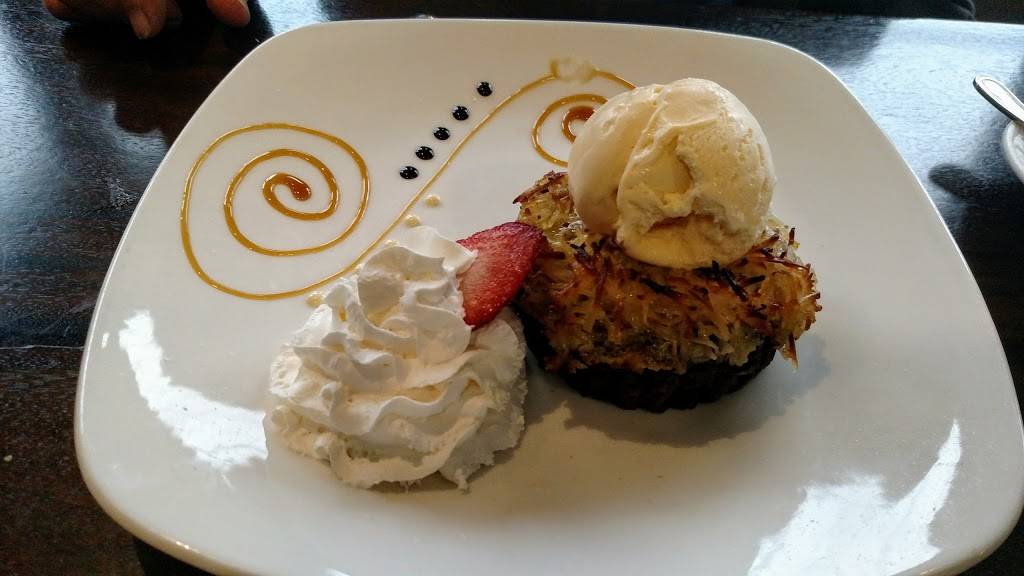 Ludals Italian Restaurant | restaurant | 28 Broadway, North Haven, CT 06473, USA | 2032341814 OR +1 203-234-1814