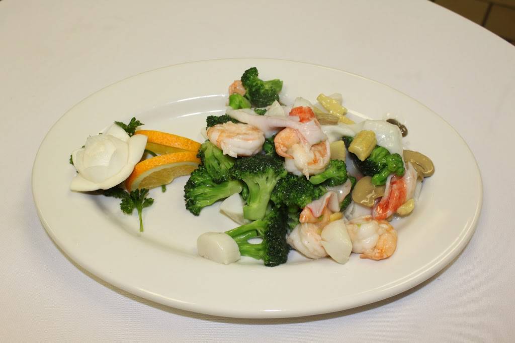 Ho Ping Garden | restaurant | 1962 S 11th St, Niles, MI 49120, USA | 2696832633 OR +1 269-683-2633