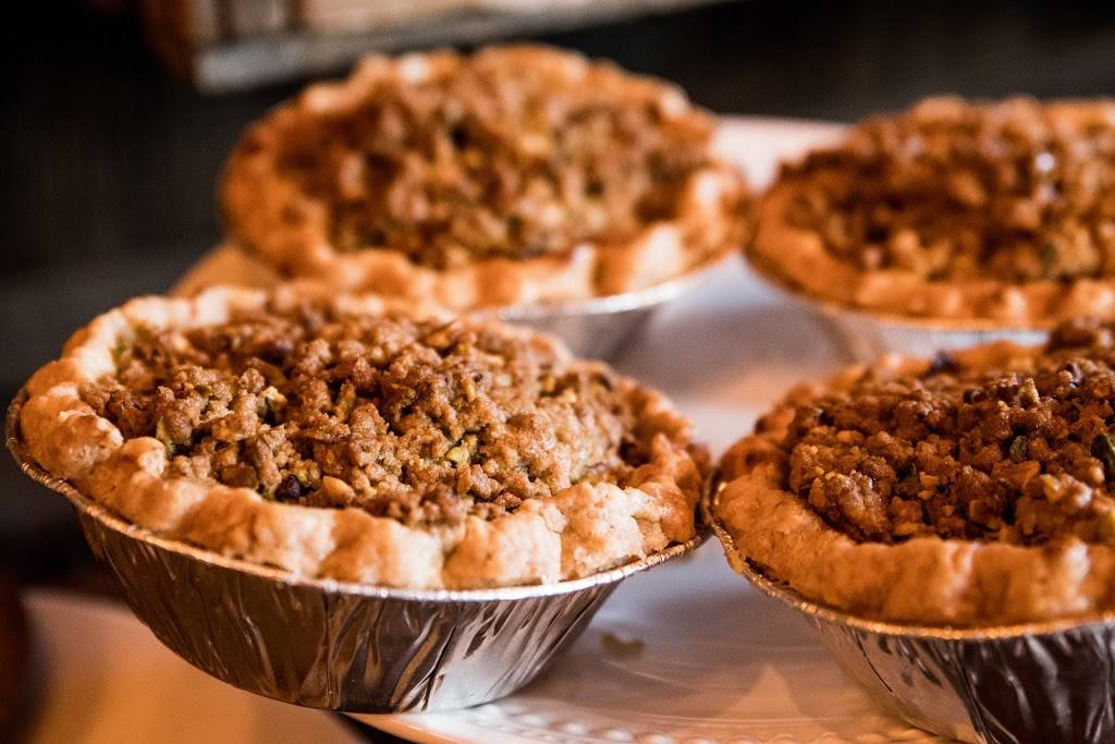 Sandy Ridge Vineyards & Mercantile | restaurant | 180 OH-61, Norwalk, OH 44857, USA | 4195048884 OR +1 419-504-8884