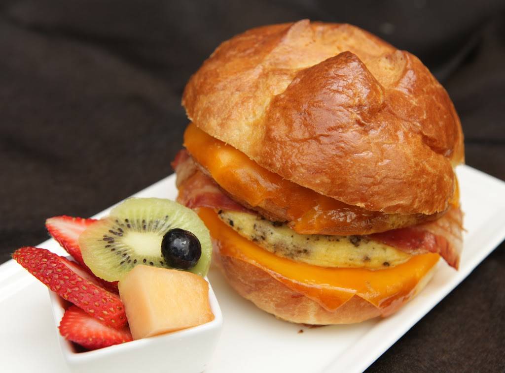 Café Framboise | bakery | 159 Market St, Charleston, SC 29401, USA | 8434147241 OR +1 843-414-7241