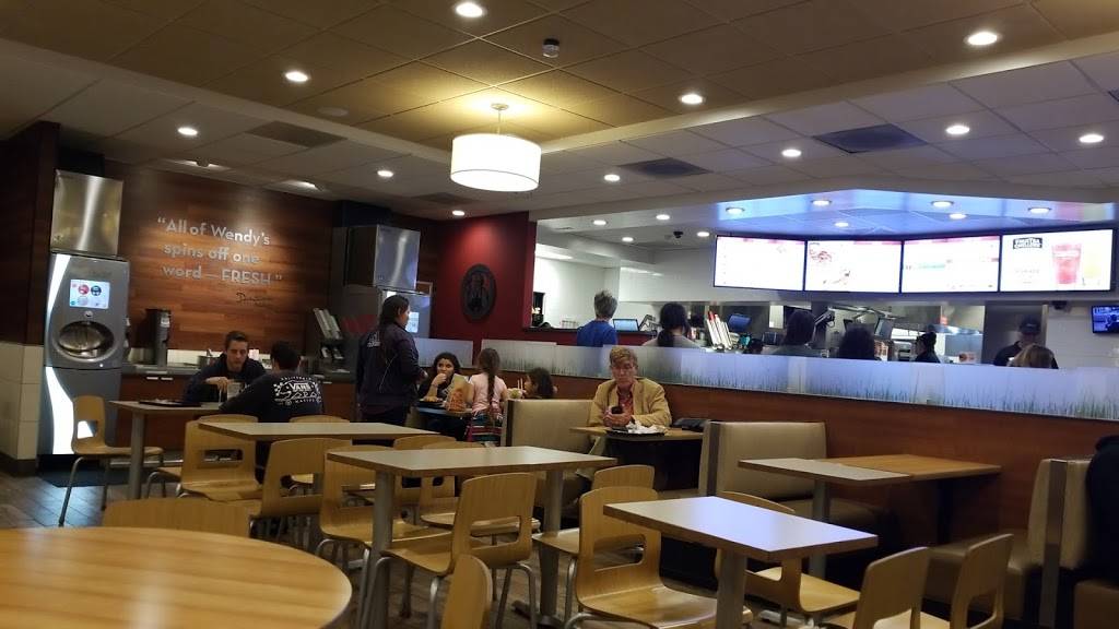 Wendys | restaurant | 27544 The Old Rd, Valencia, CA 91355, USA | 6612871635 OR +1 661-287-1635