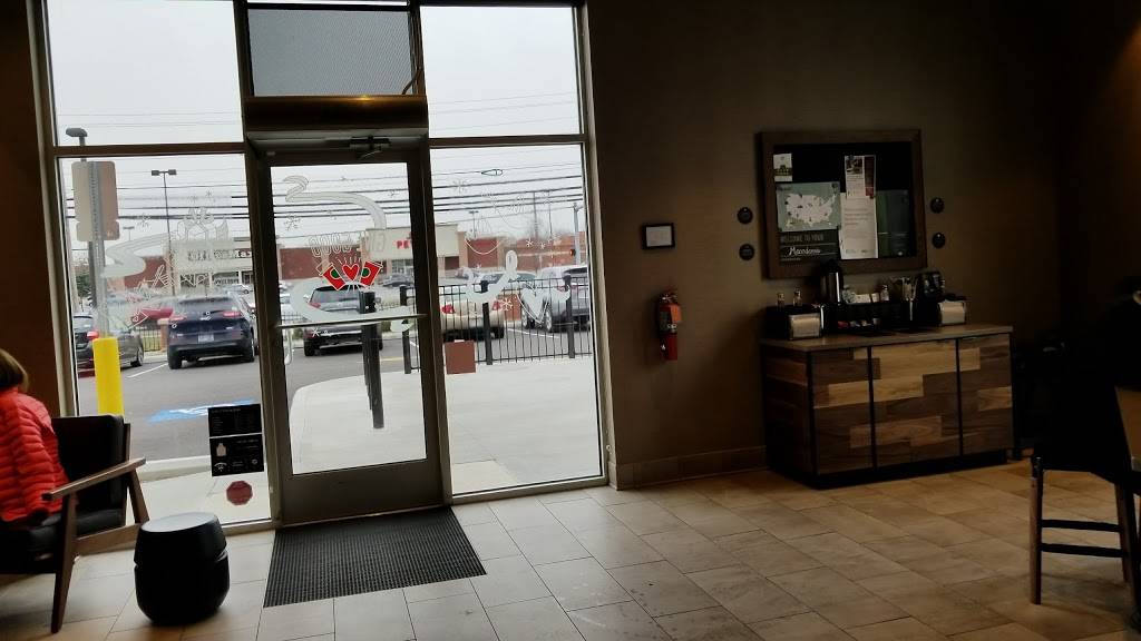 Starbucks | cafe | 545 E Aurora Rd #2, Macedonia, OH 44056, USA | 3304686516 OR +1 330-468-6516