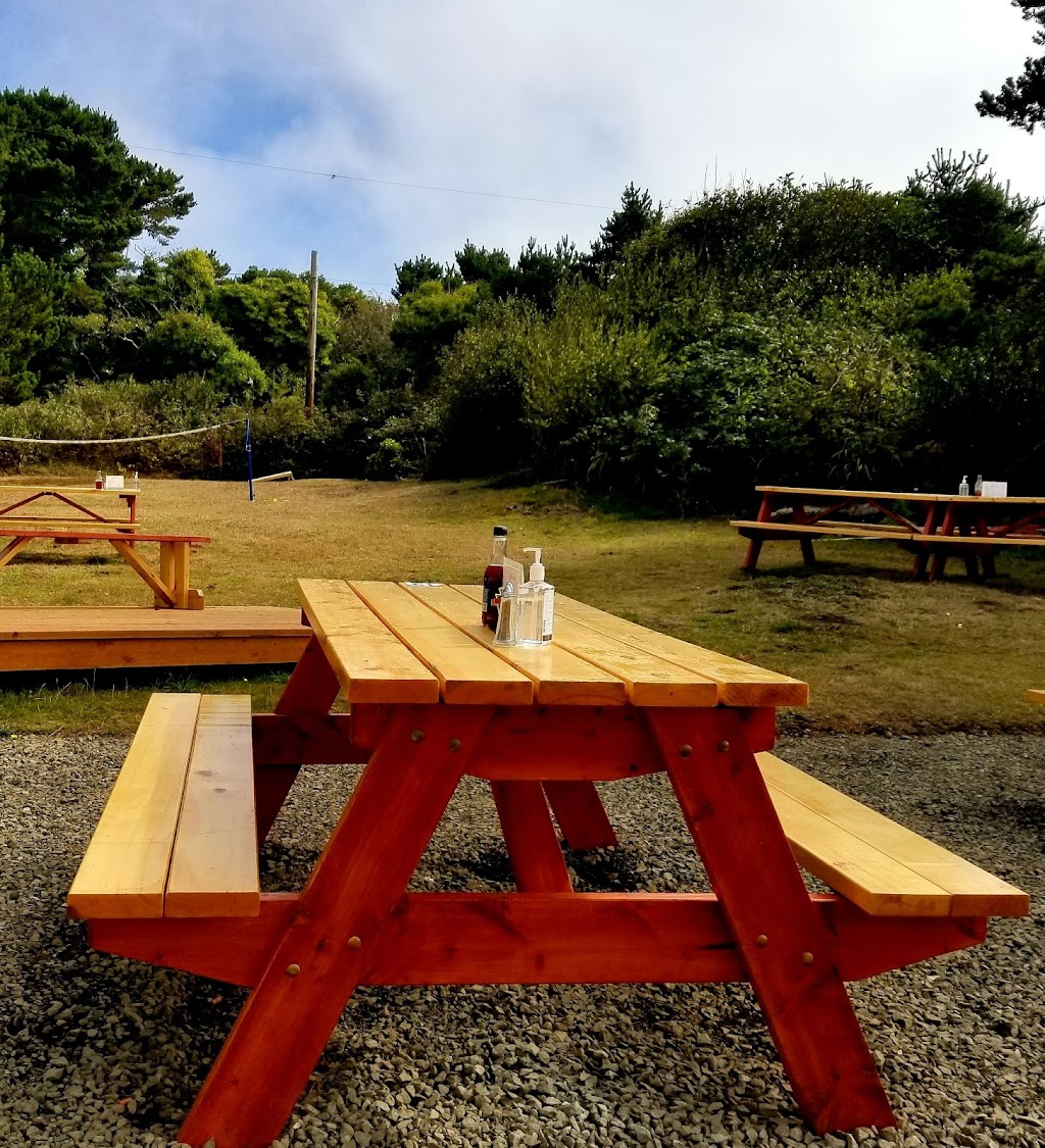 Luna Sea Fish House | restaurant | 10111 NW Pacific Coast Hwy, Seal Rock, OR 97376, USA | 5415635862 OR +1 541-563-5862