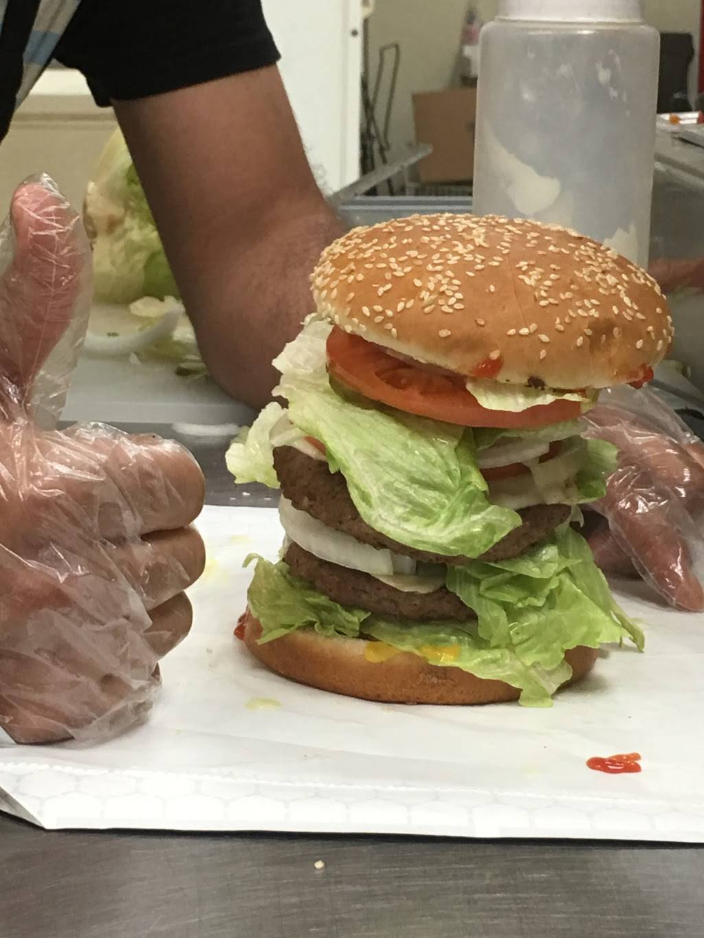 Captain Fish & Chicken | restaurant | 671 McCartney Rd, Youngstown, OH 44505, USA | 2348550658 OR +1 234-855-0658