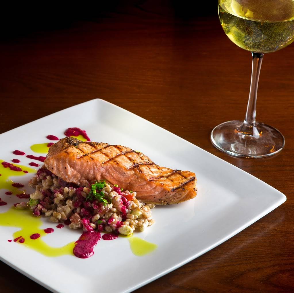 Gaslight Bar and Grill | restaurant | 351 Ludlow Ave, Cincinnati, OH 45220, USA | 5138613663 OR +1 513-861-3663